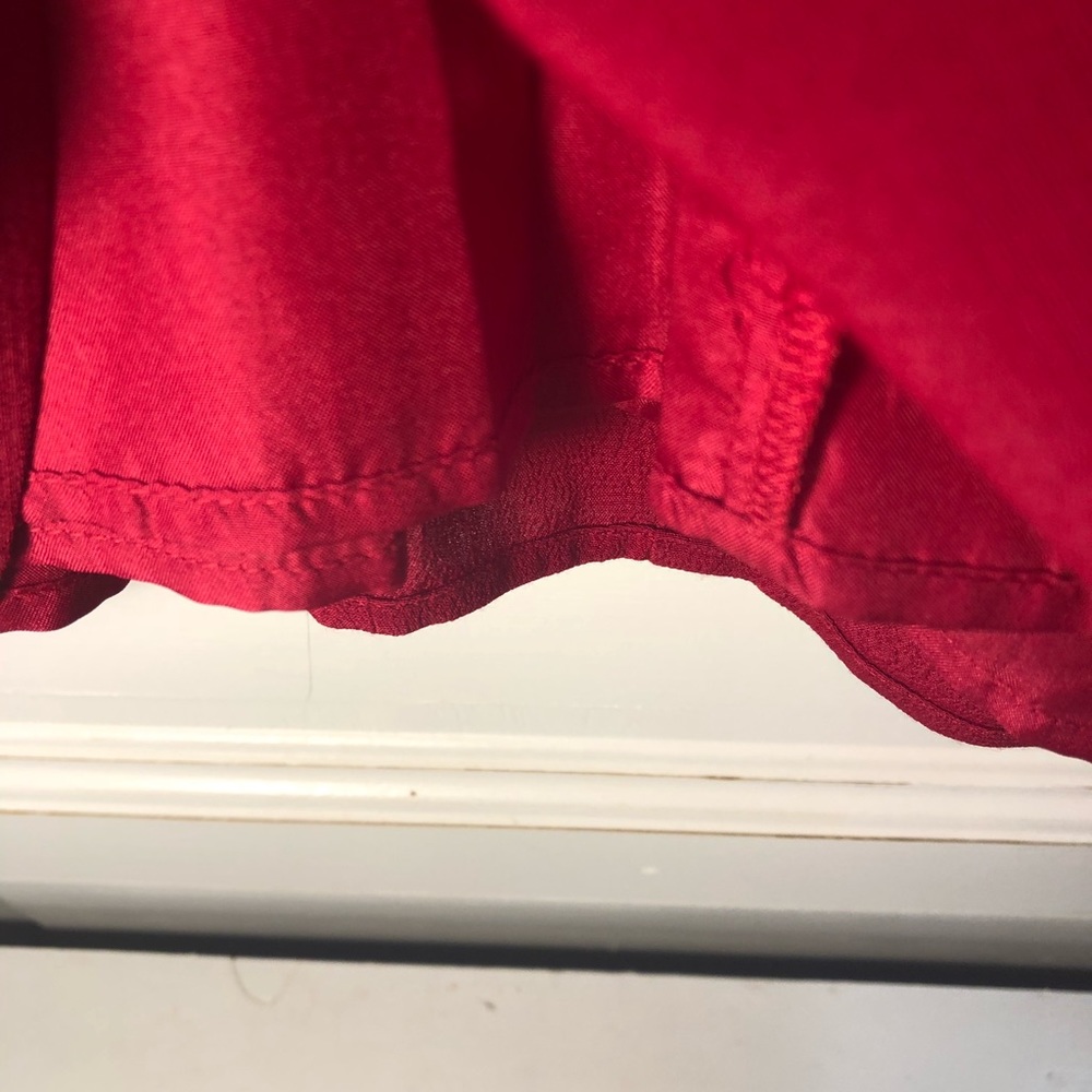 Red Top - Picture 5 of 5